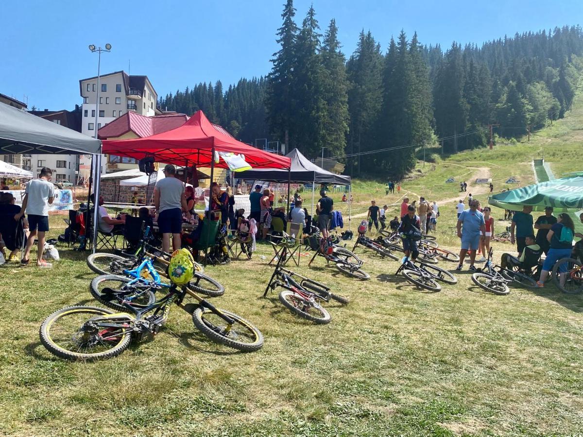 Luxury Aparthotel Studenets Pamporovo Exteriör bild